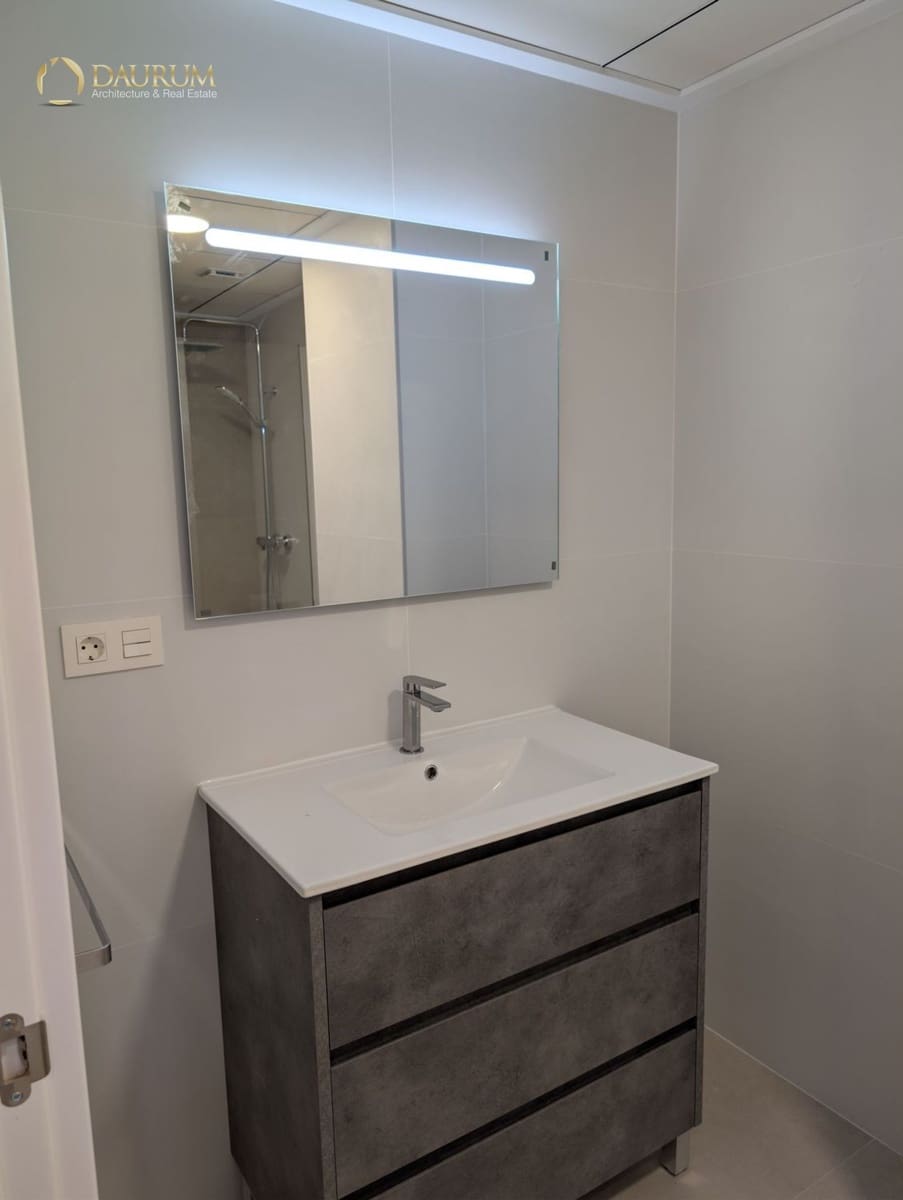 Piso de 4 habitaciones en Elche / Elx en venta - 259.000 € (Ref: 10183930)