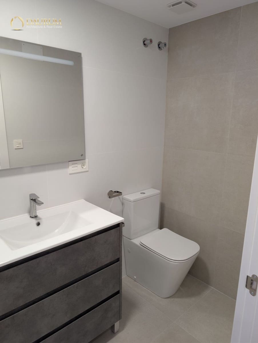 Piso de 4 habitaciones en Elche / Elx en venta - 259.000 € (Ref: 10183930)