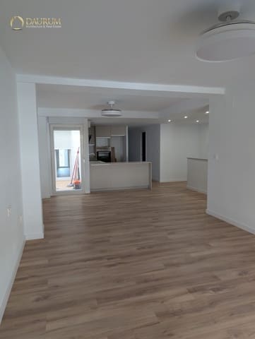 Piso de 4 habitaciones en Elche / Elx en venta - 259.000 € (Ref: 10183930)