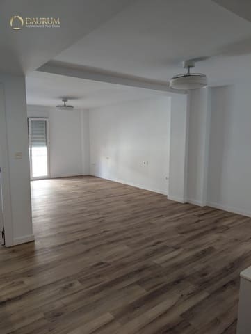 Piso de 4 habitaciones en Elche / Elx en venta - 259.000 € (Ref: 10183930)