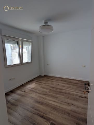 Piso de 4 habitaciones en Elche / Elx en venta - 259.000 € (Ref: 10183930)