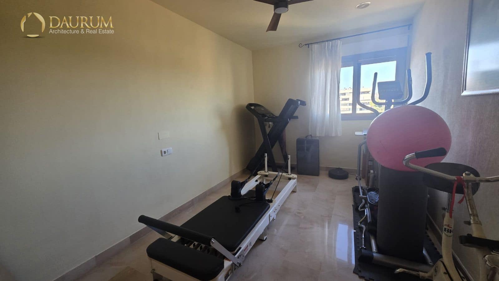 3 bedroom Flat for sale in Elche / Elx with pool garage - € 350,000 (Ref: 10183931)