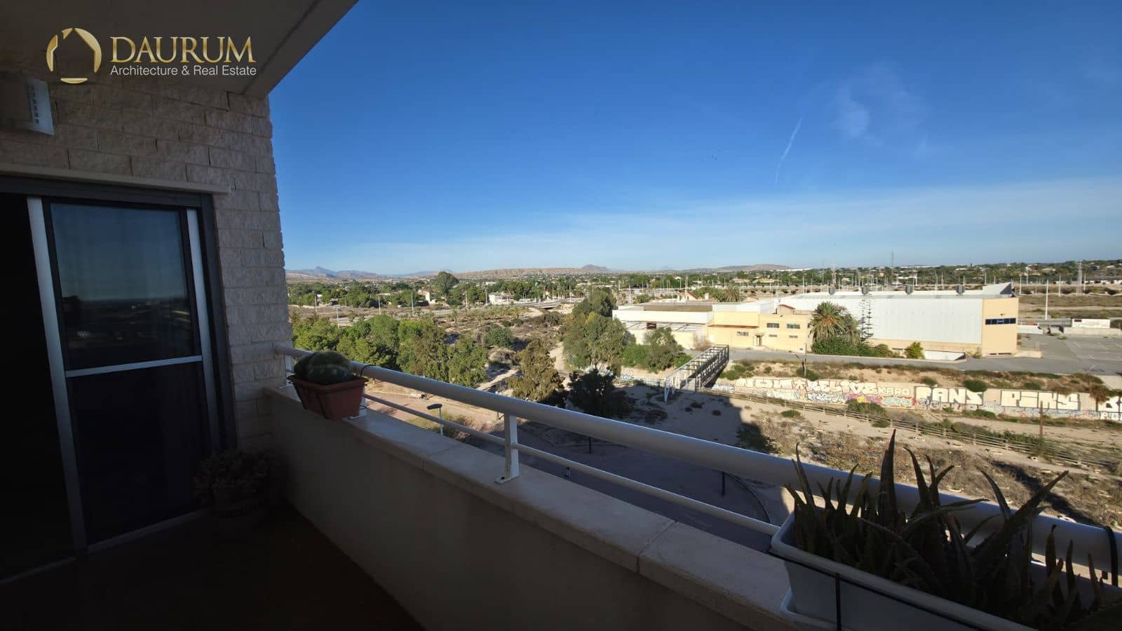 3 bedroom Flat for sale in Elche / Elx with pool garage - € 350,000 (Ref: 10183931)