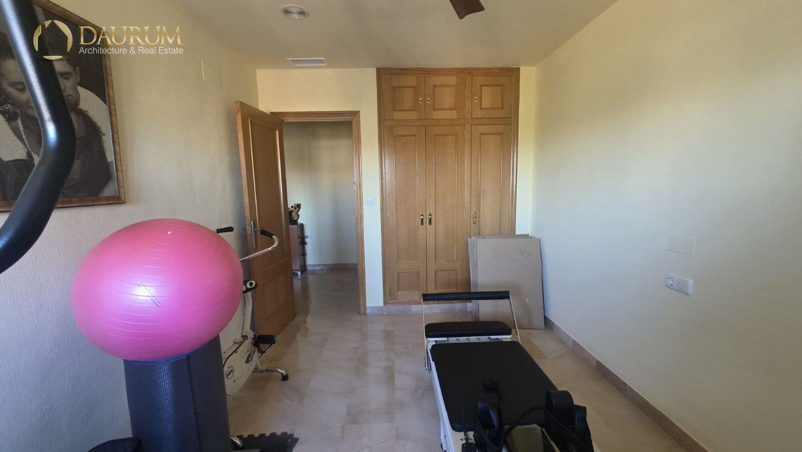 3 bedroom Flat for sale in Elche / Elx with pool garage - € 350,000 (Ref: 10183931)