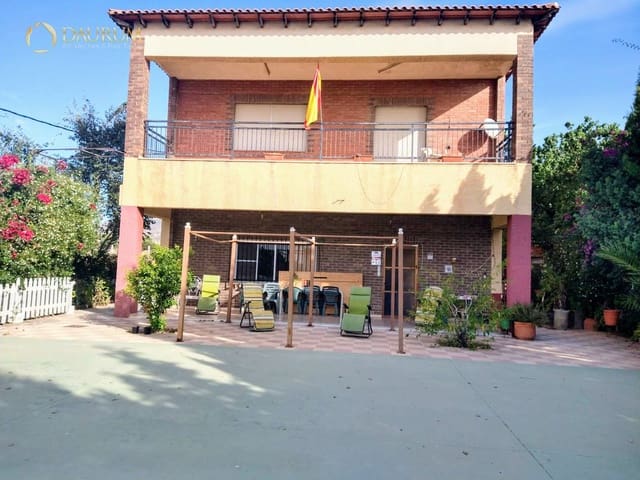 6 Zimmer Villa zu verkaufen in Agost mit Garage - 304.000 € (Ref: 9043969)