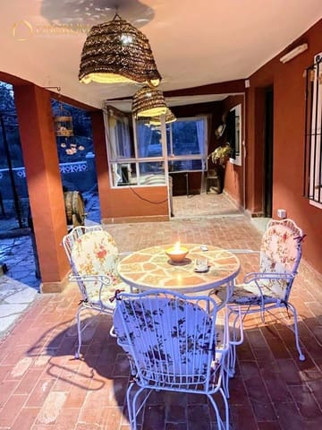 3 Zimmer Villa zu verkaufen in Agost mit Pool - 190.000 € (Ref: 9084622)