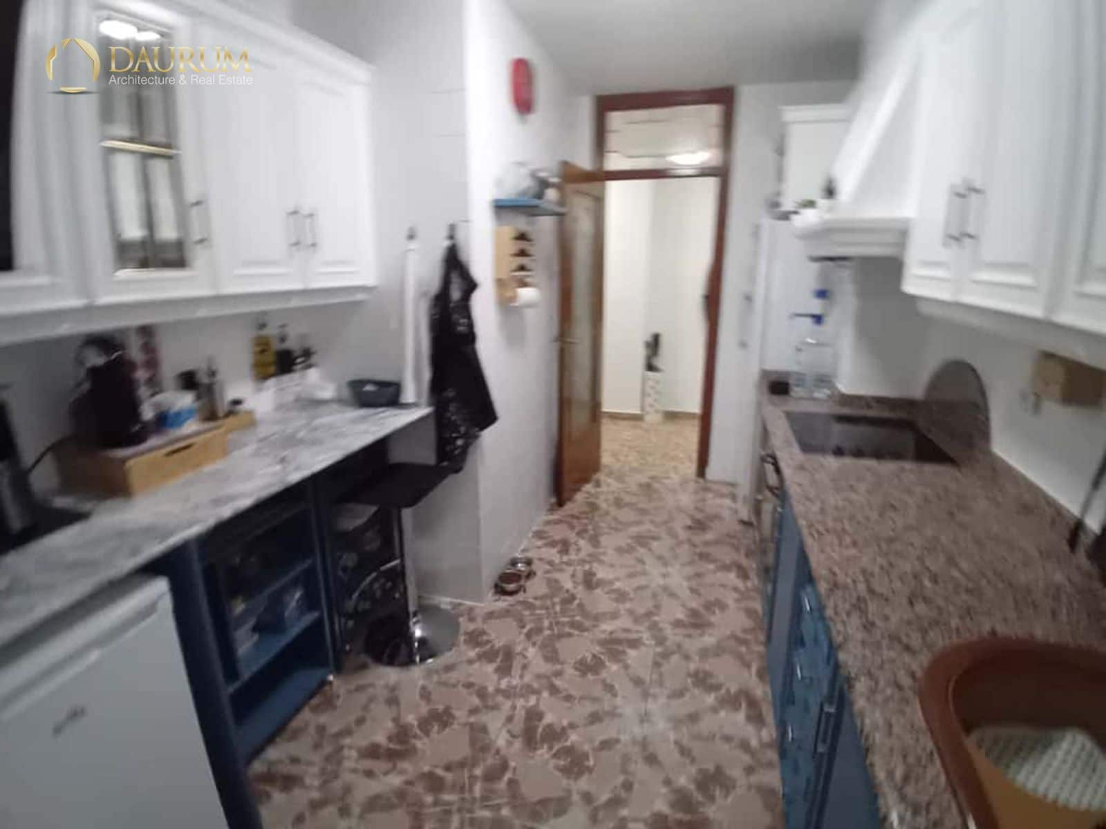 4 soveværelse Lejlighed til salg i Elche / Elx med garage - € 145.000 (Ref: 9345367)