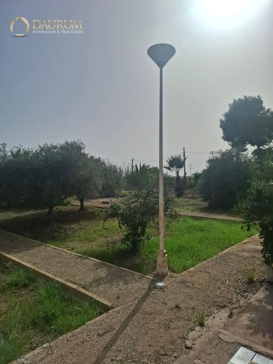 5 makuuhuone Huvila myytävänä paikassa Elche / Elx mukana uima-altaan 
autotalli - 290 000 € (Ref: 9345370)