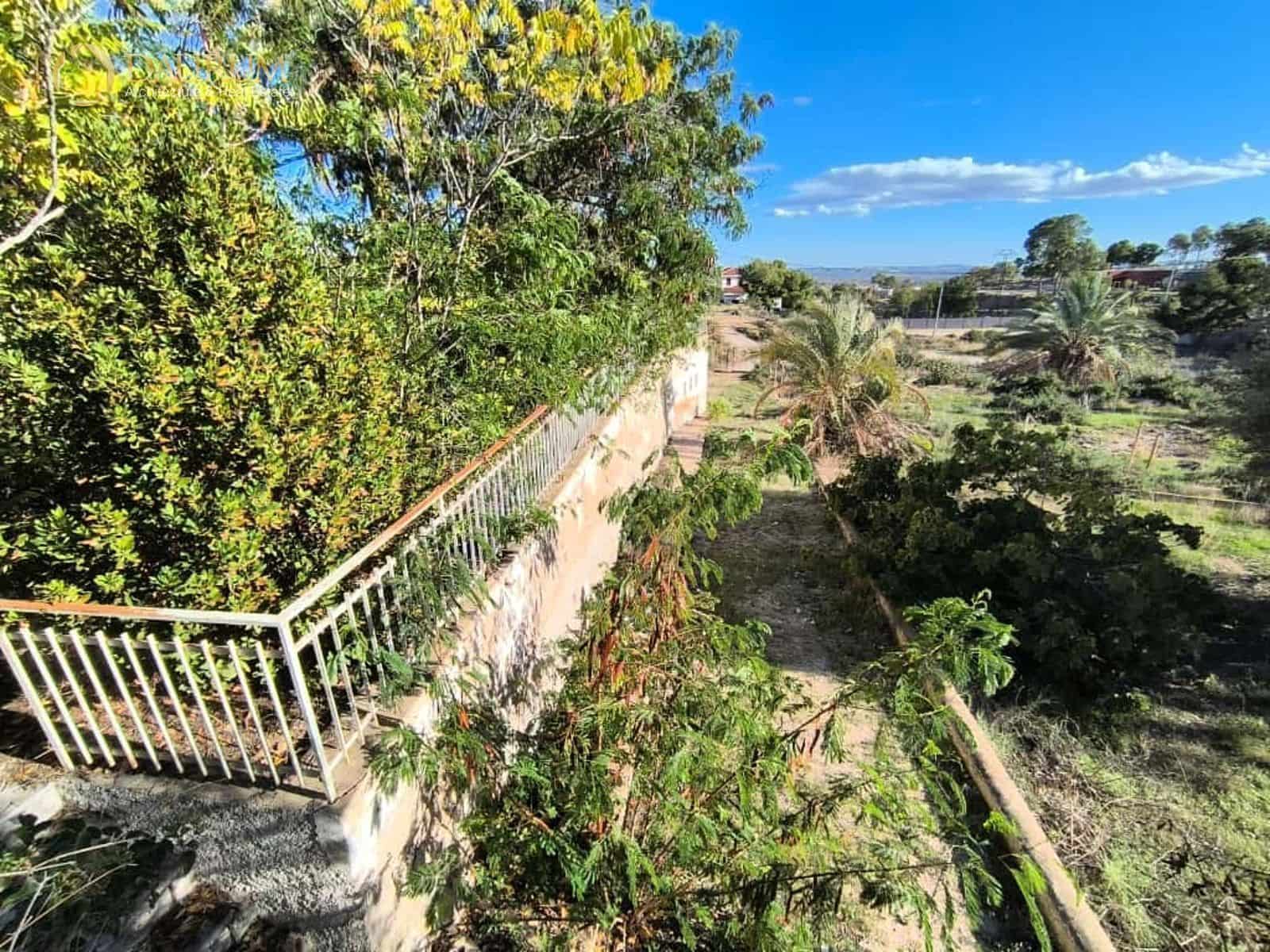 5 sypialnia Willa na sprzedaż w Crevillente / Crevillent z basenem garażem - 180 000 € (Ref: 9345375)