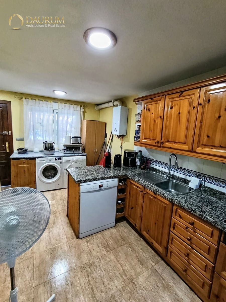 4 chambre Maison de Ville à vendre à El Campello avec piscine garage - 485 000 € (Ref: 9345377)