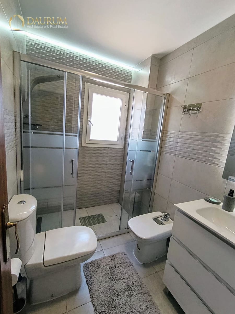 4 chambre Maison de Ville à vendre à El Campello avec piscine garage - 485 000 € (Ref: 9345377)