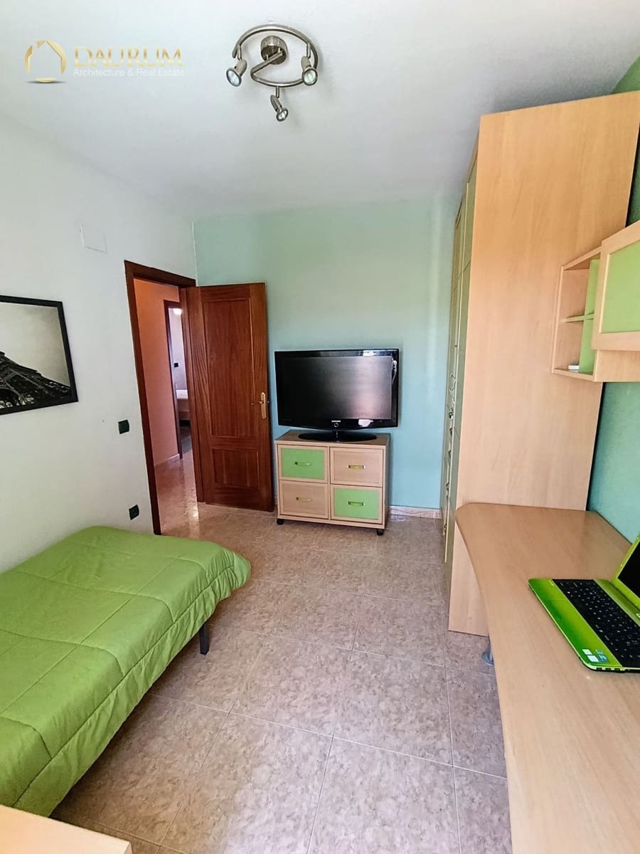 4 chambre Maison de Ville à vendre à El Campello avec piscine garage - 485 000 € (Ref: 9345377)