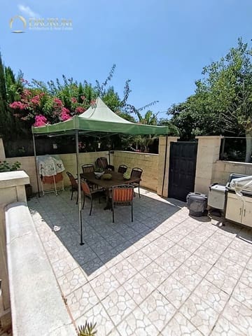4 chambre Maison de Ville à vendre à El Campello avec piscine garage - 485 000 € (Ref: 9345377)