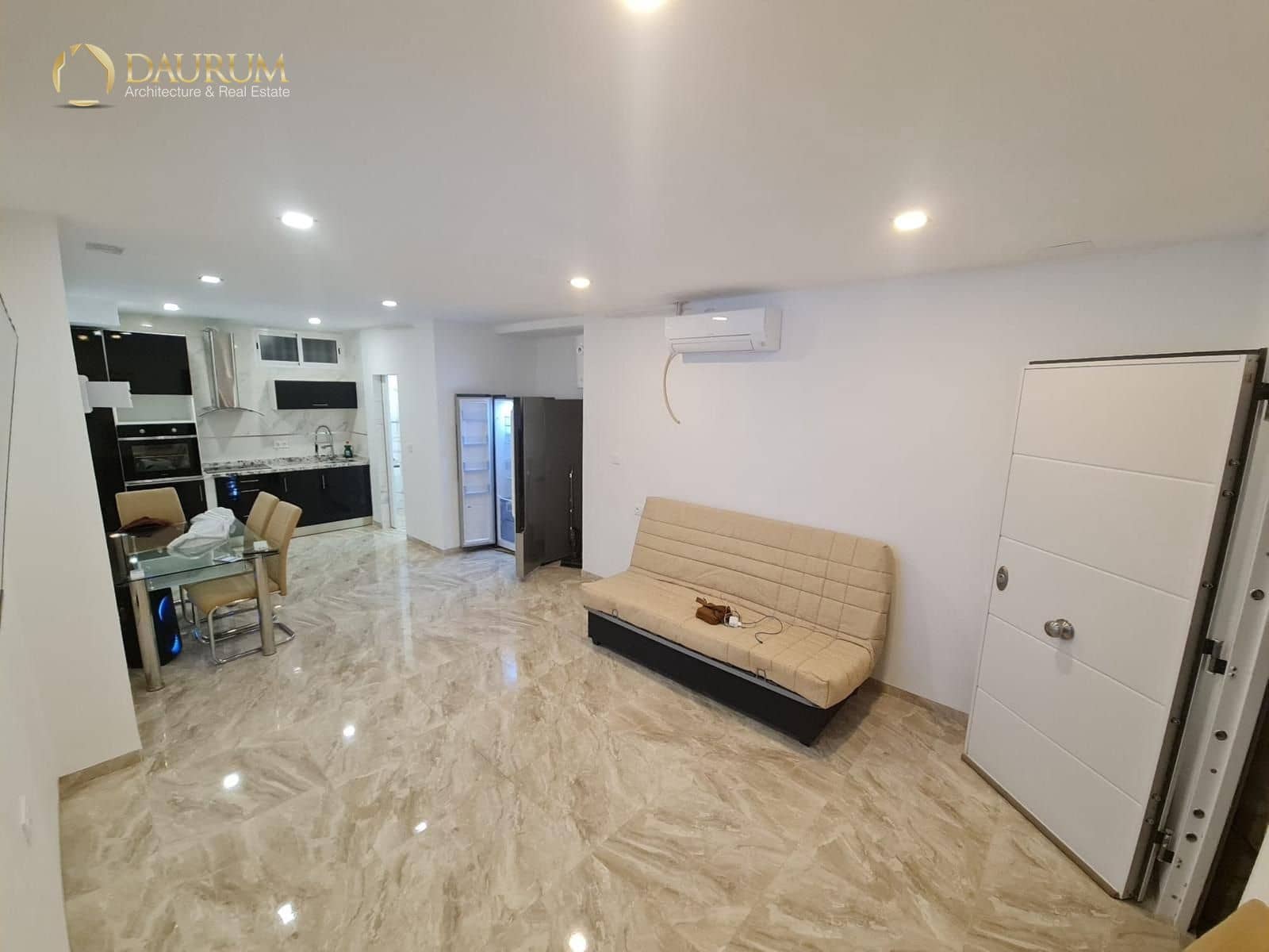 Appartement à vendre à Alicante ville - 125 000 € (Ref: 9345379)