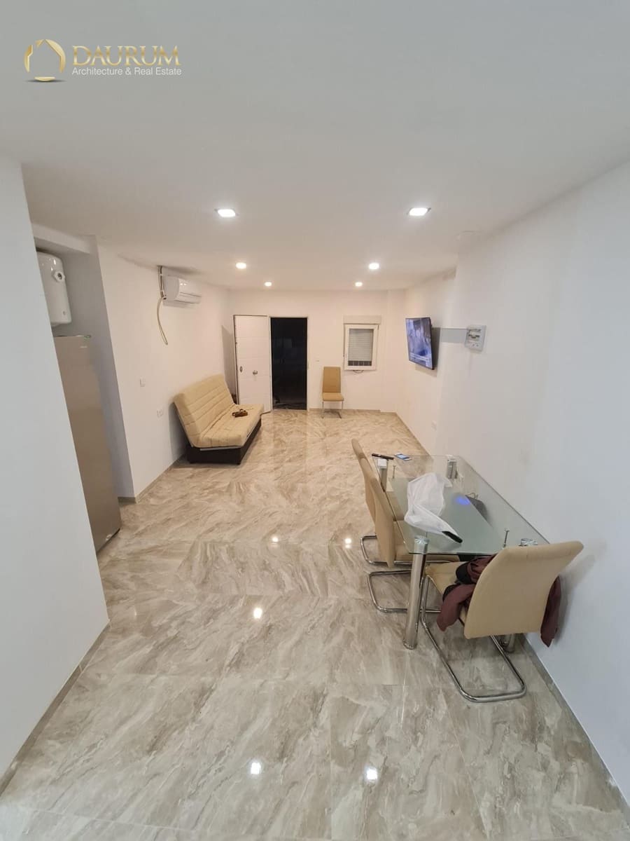 Appartement à vendre à Alicante ville - 125 000 € (Ref: 9345379)