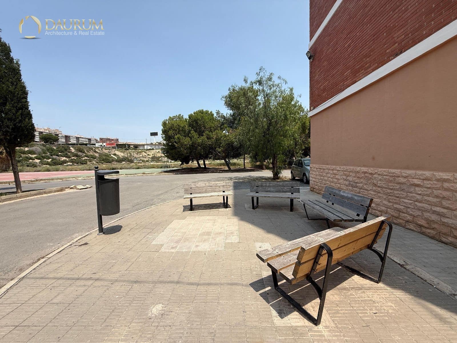 Appartement à vendre à Alicante ville - 125 000 € (Ref: 9345379)