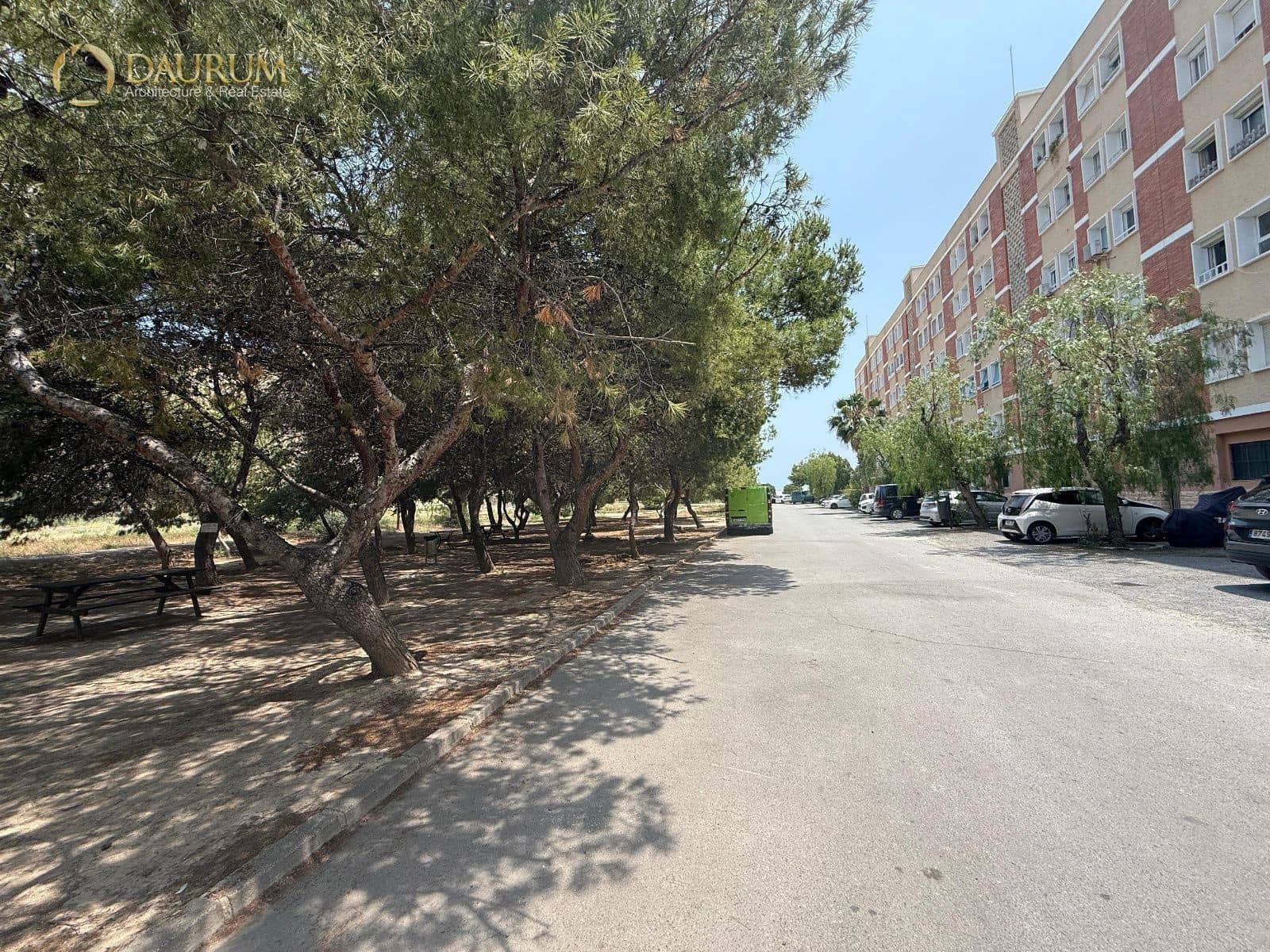 Appartement à vendre à Alicante ville - 125 000 € (Ref: 9345379)