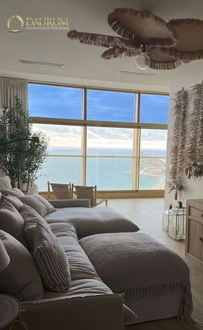 2 bedroom Flat for sale in Benidorm with pool garage - € 750,000 (Ref: 9345386)