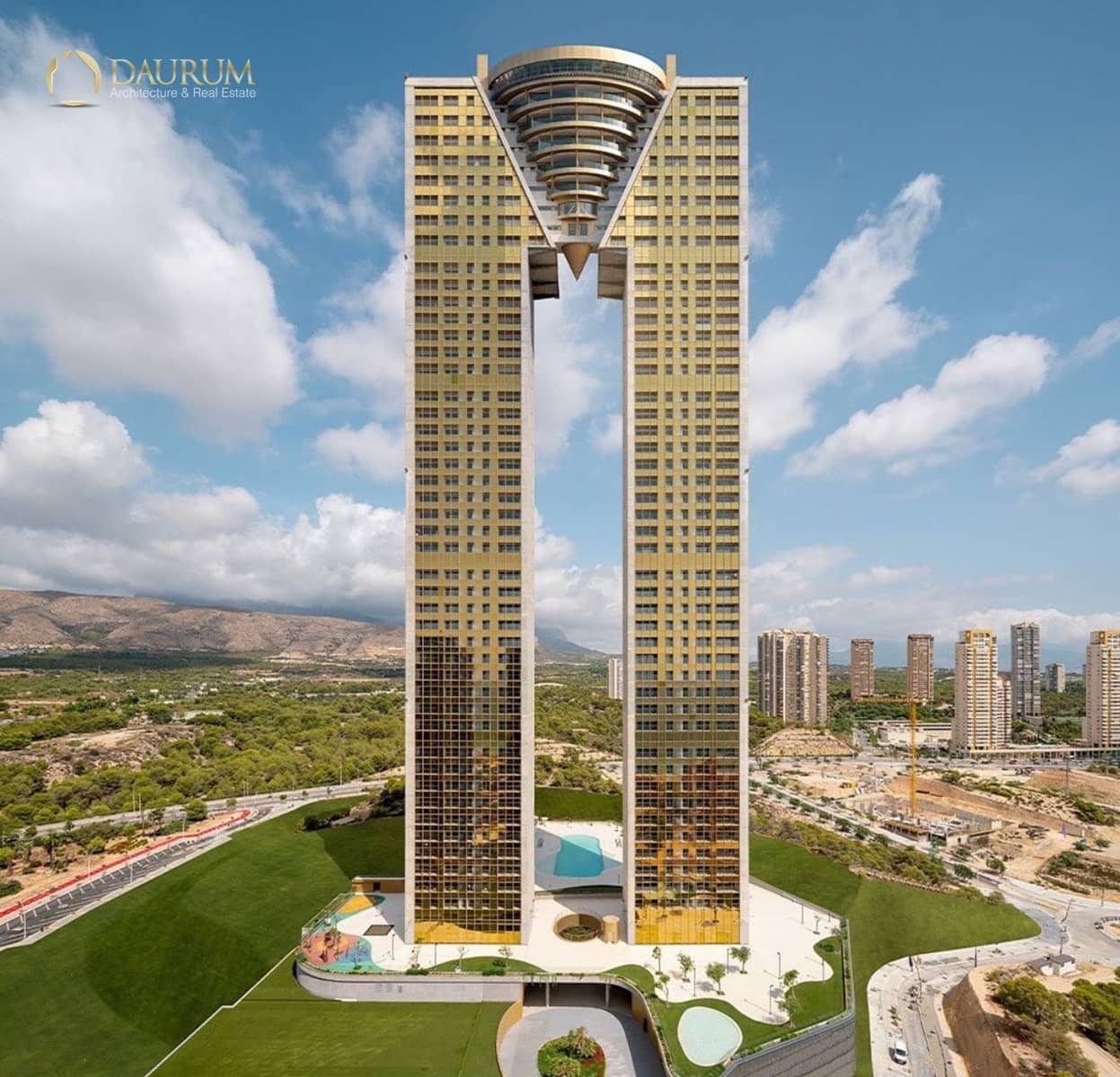 2 bedroom Flat for sale in Benidorm with pool garage - € 750,000 (Ref: 9345386)