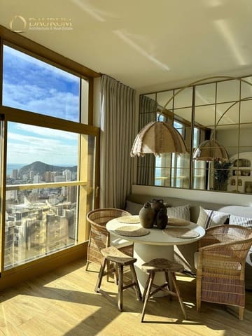 2 bedroom Flat for sale in Benidorm with pool garage - € 750,000 (Ref: 9345386)