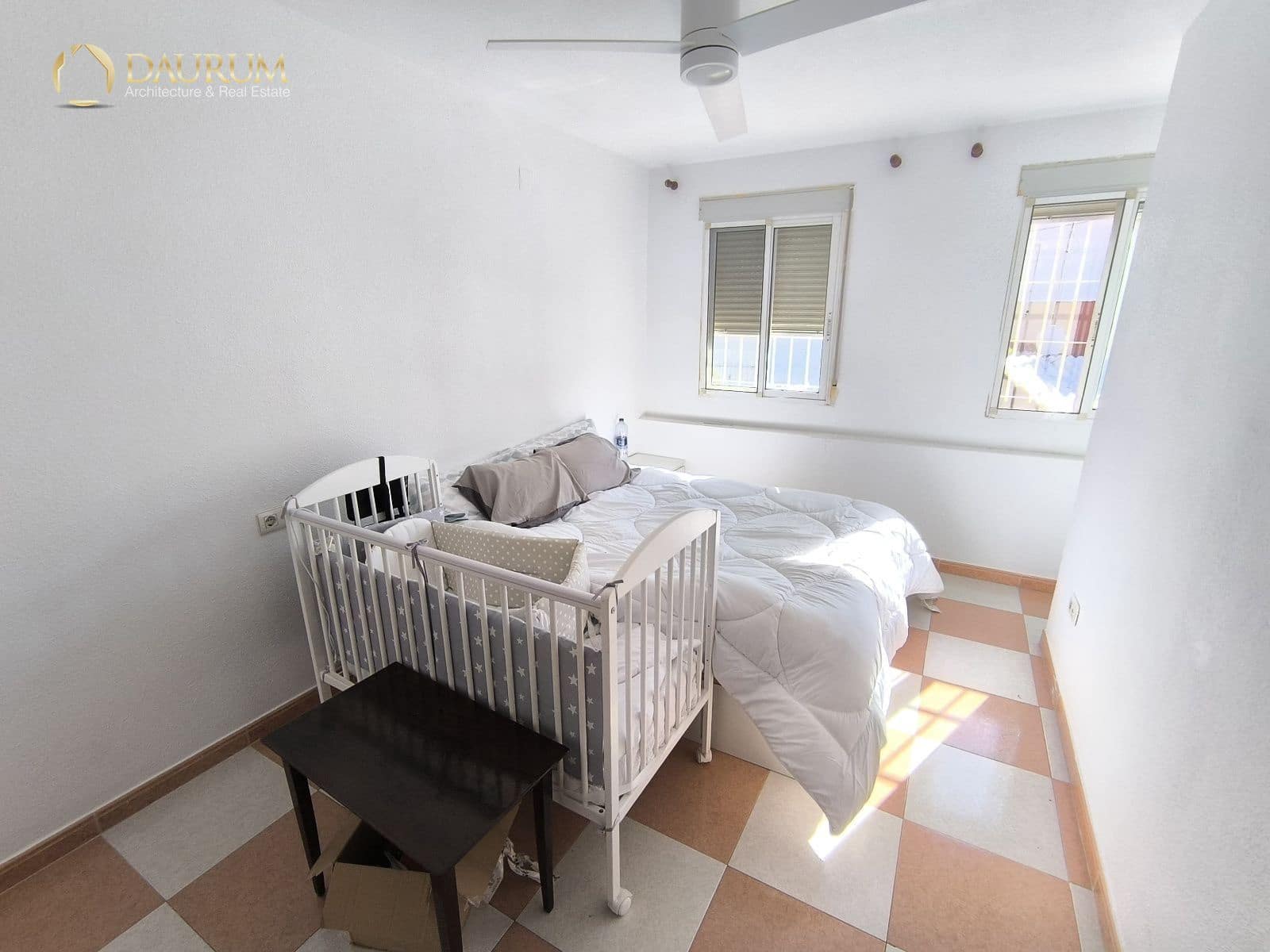 3 bedroom Villa for sale in Alicante / Alacant city - € 250,000 (Ref: 9345393)