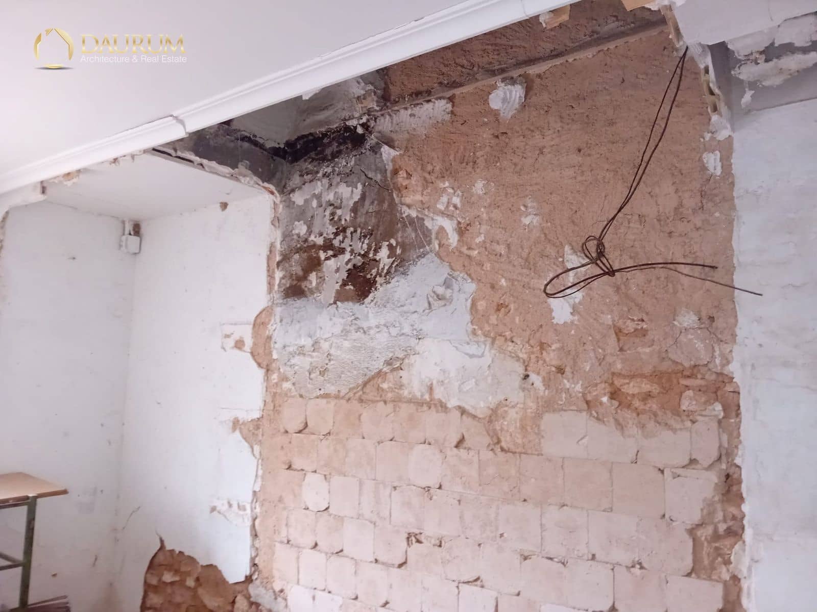 4 soveværelse Villa til salg i Elche / Elx - € 85.000 (Ref: 9345394)