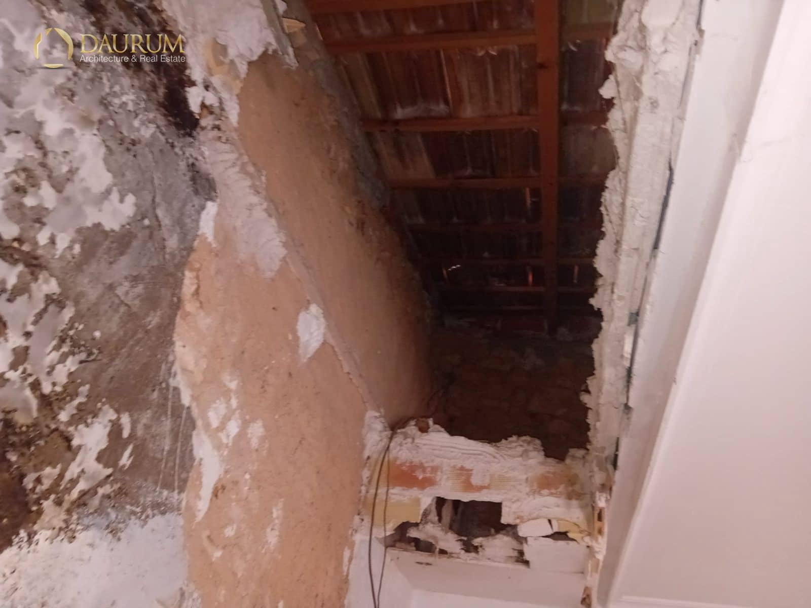 4 soveværelse Villa til salg i Elche / Elx - € 85.000 (Ref: 9345394)