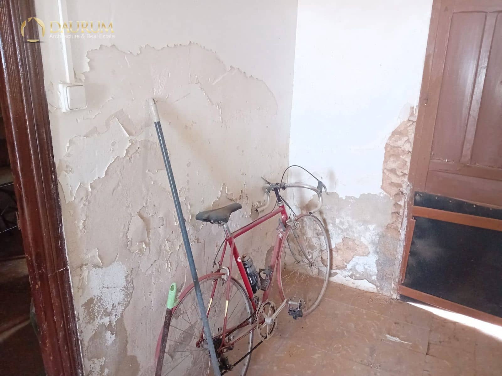 4 soveværelse Villa til salg i Elche / Elx - € 85.000 (Ref: 9345394)