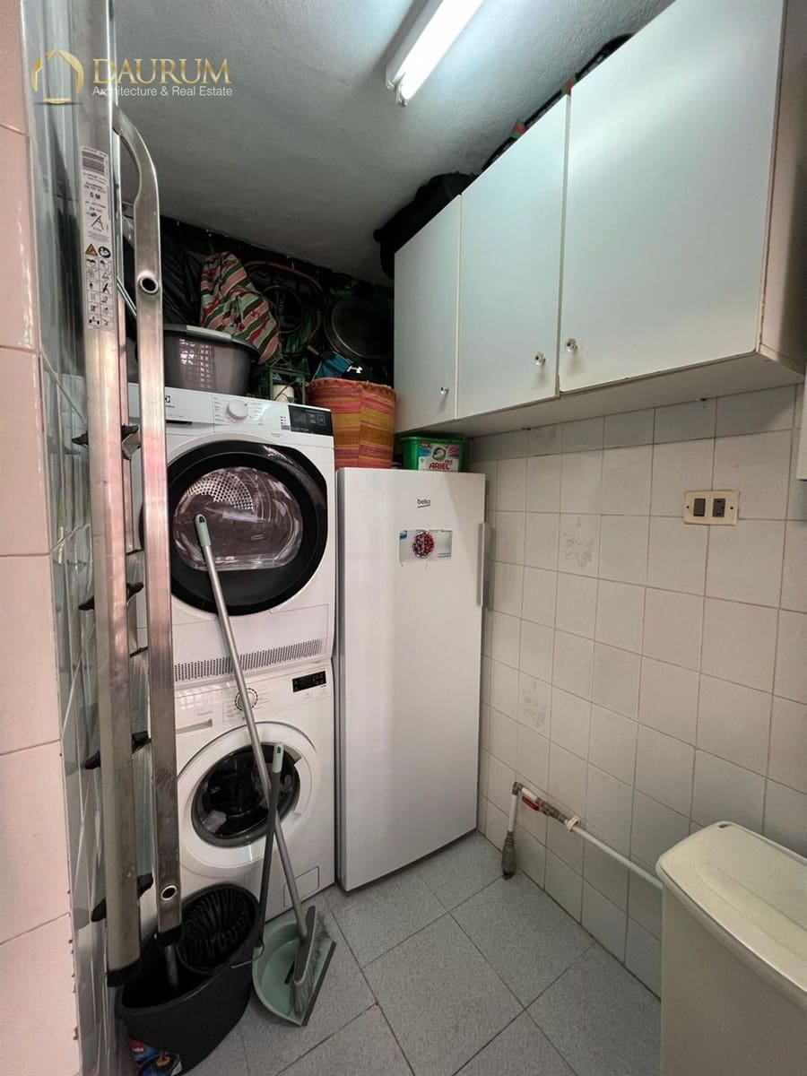 3 bedroom Flat for sale in Benidorm with garage - € 260,000 (Ref: 9345395)