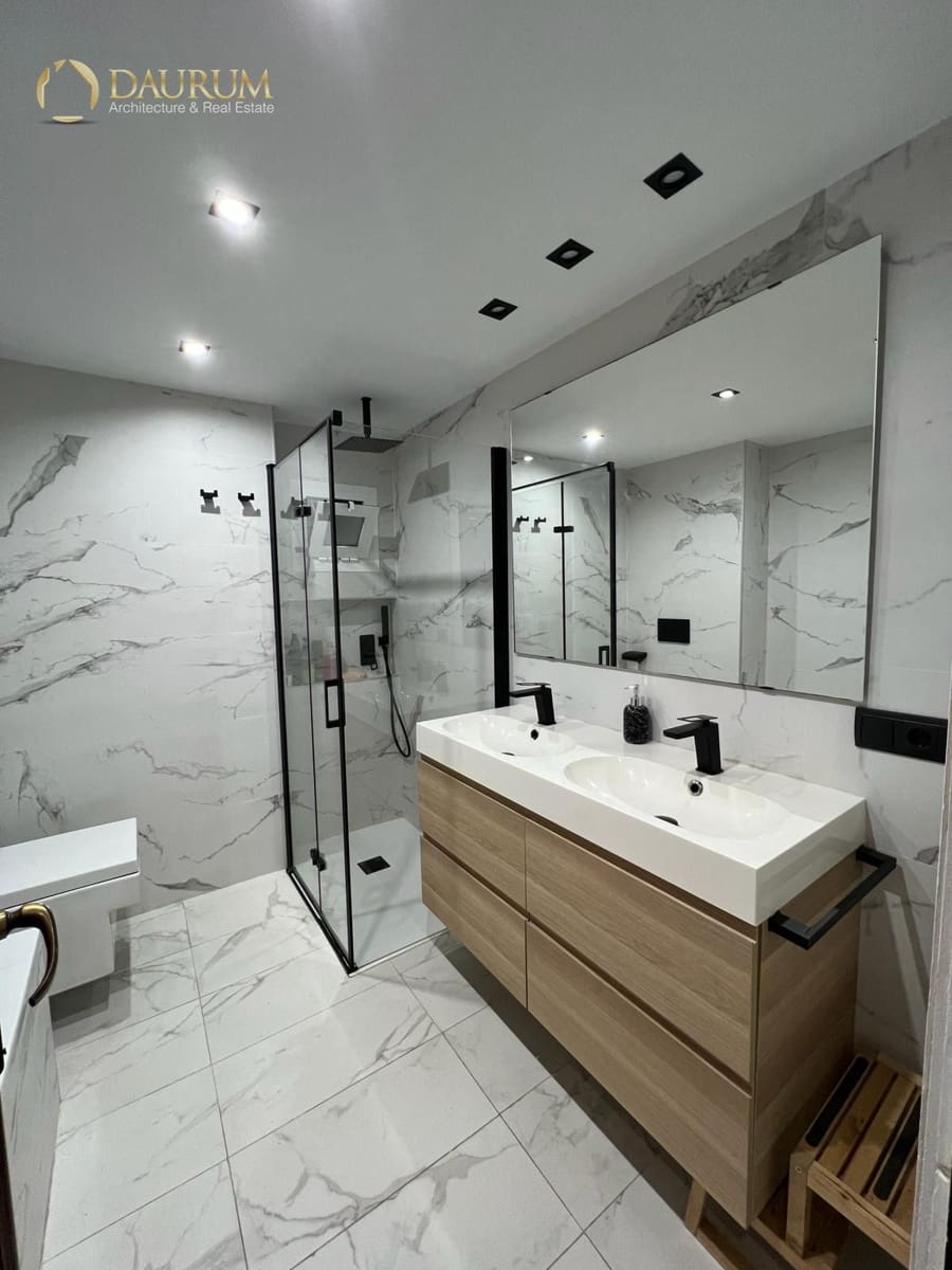 3 bedroom Flat for sale in Benidorm with garage - € 260,000 (Ref: 9345395)