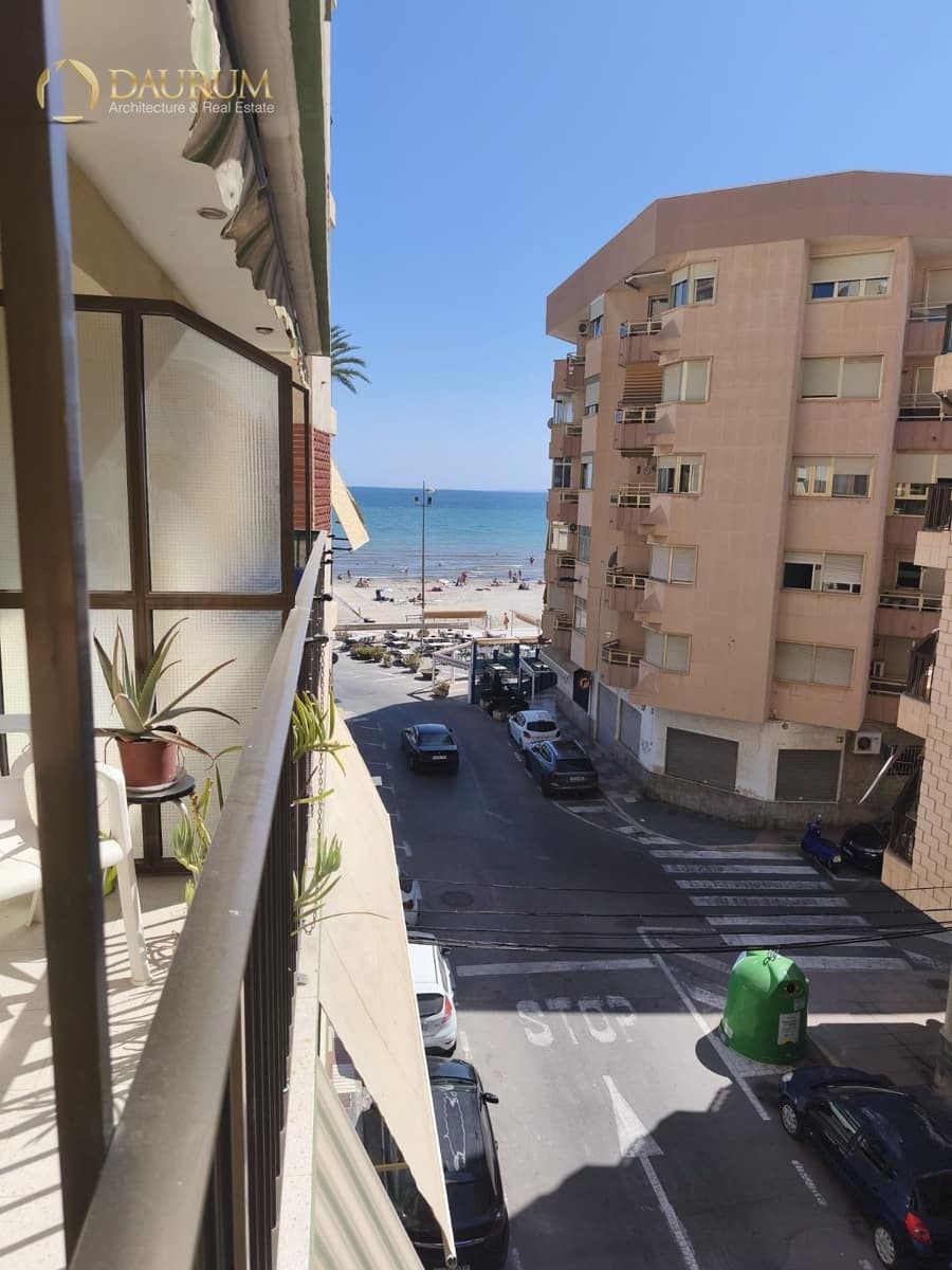 Piso de 3 habitaciones en Santa Pola en venta - 205.000 € (Ref: 9345396)
