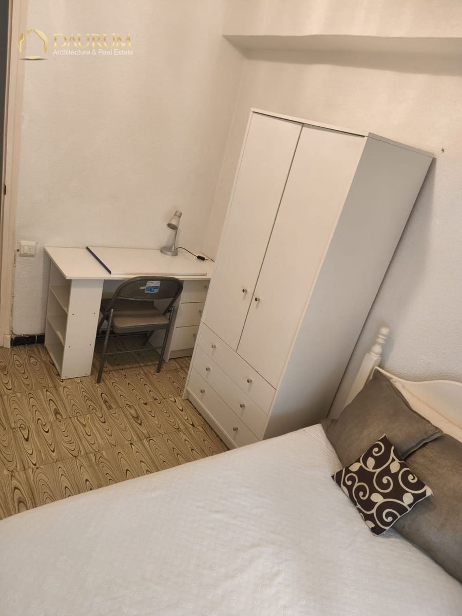 Piso de 3 habitaciones en Santa Pola en venta - 205.000 € (Ref: 9345396)