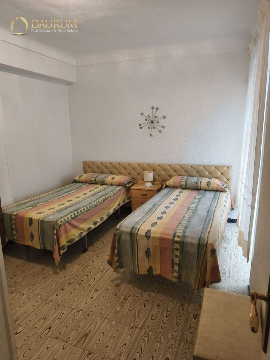 Piso de 3 habitaciones en Santa Pola en venta - 205.000 € (Ref: 9345396)