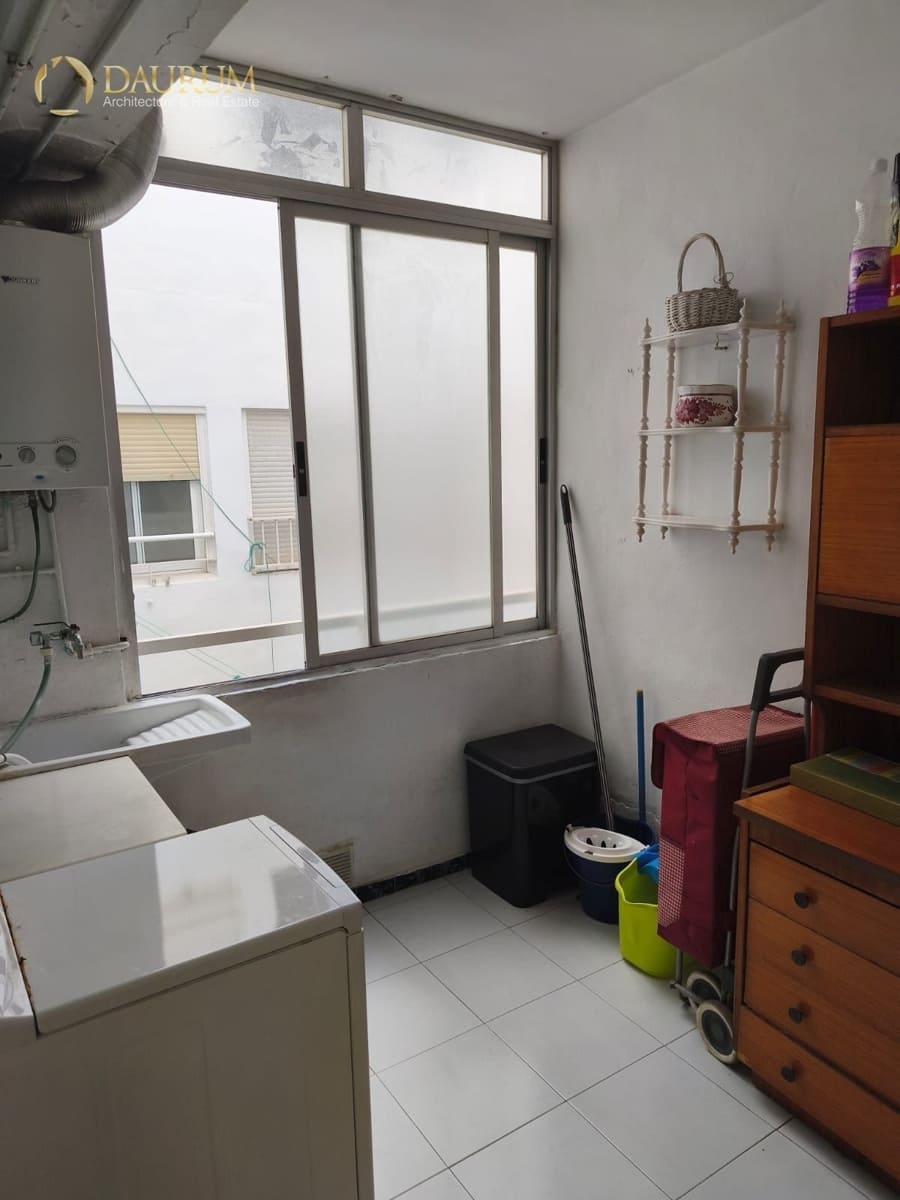 Piso de 3 habitaciones en Santa Pola en venta - 205.000 € (Ref: 9345396)