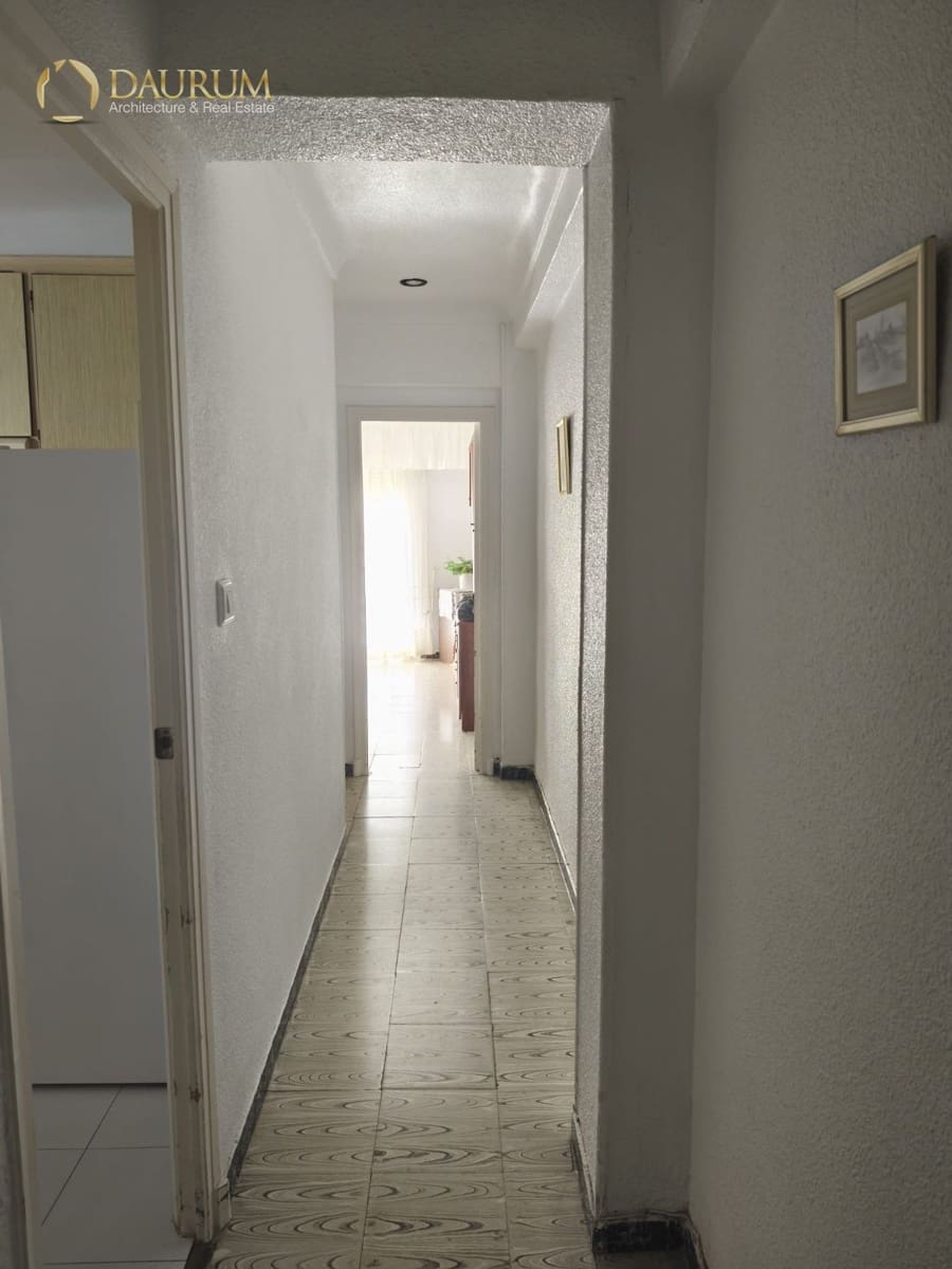 Piso de 3 habitaciones en Santa Pola en venta - 205.000 € (Ref: 9345396)