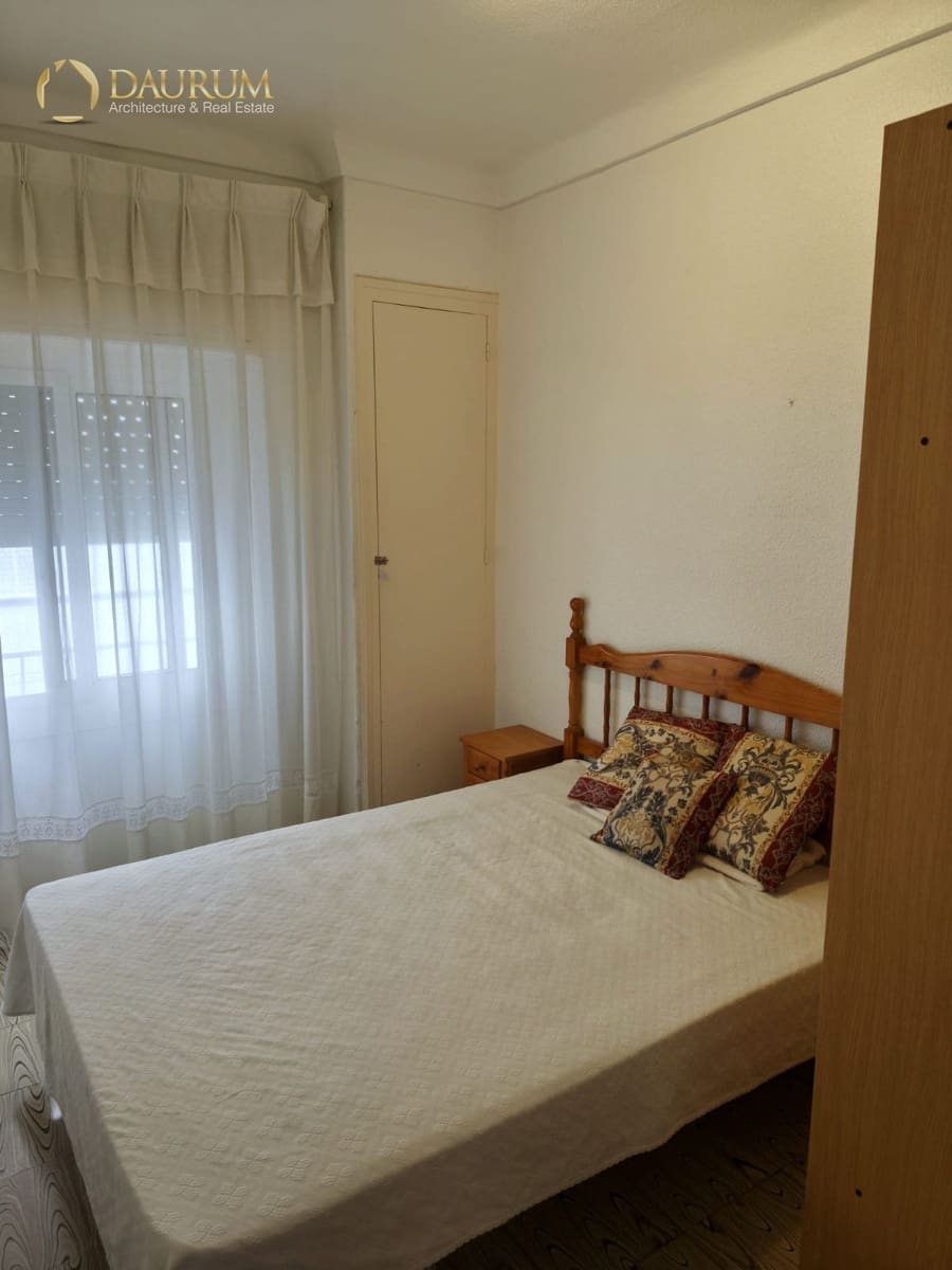 Piso de 3 habitaciones en Santa Pola en venta - 205.000 € (Ref: 9345396)