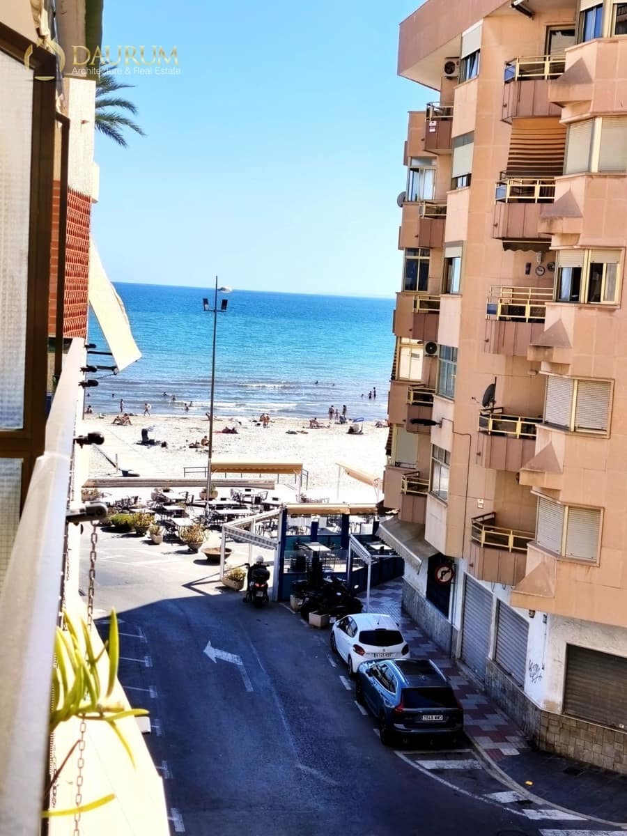 Piso de 3 habitaciones en Santa Pola en venta - 205.000 € (Ref: 9345396)
