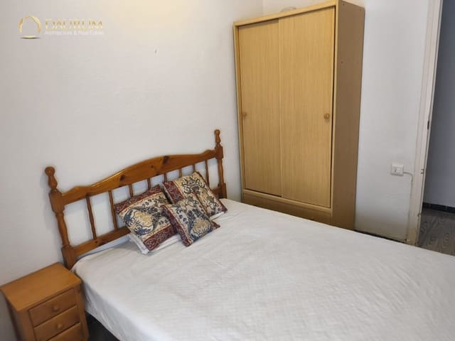 Piso de 3 habitaciones en Santa Pola en venta - 205.000 € (Ref: 9345396)