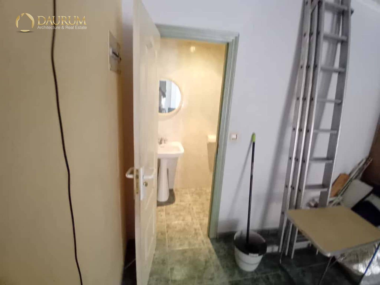 Commercieel te koop in Muchamiel / Mutxamel - € 75.000 (Ref: 9345397)