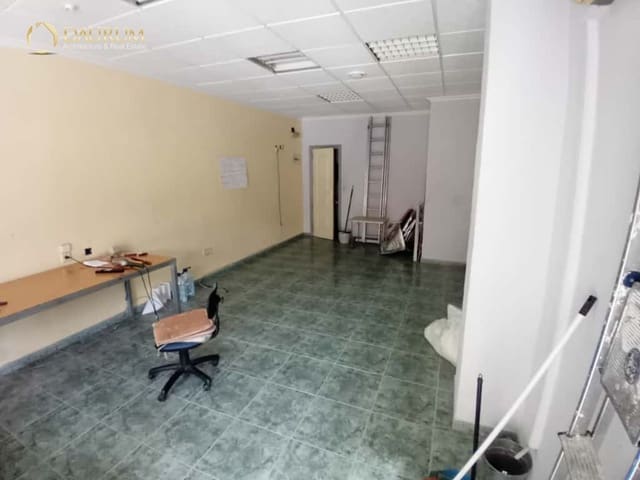 Commercieel te koop in Muchamiel / Mutxamel - € 75.000 (Ref: 9345397)