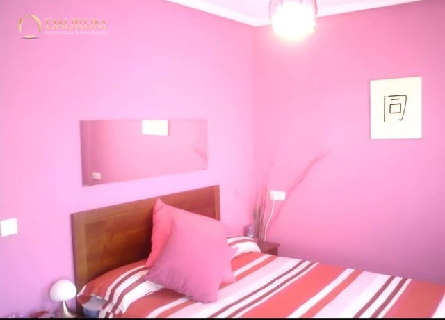 2 soveværelse Byhus til salg i Monforte del Cid med garage - € 199.000 (Ref: 9345399)