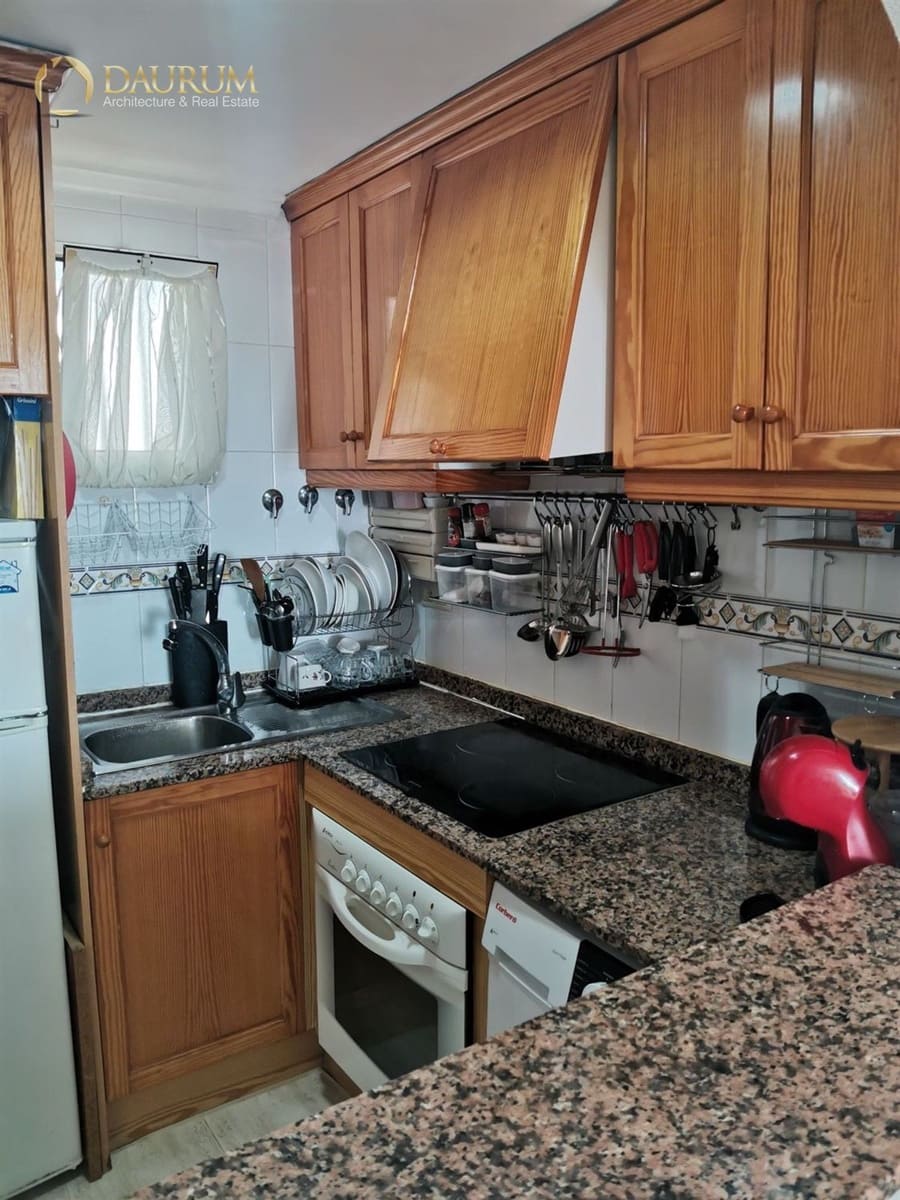 2 bedroom Flat for sale in La Villajoyosa / Vila Joiosa with pool garage - € 180,000 (Ref: 9345403)