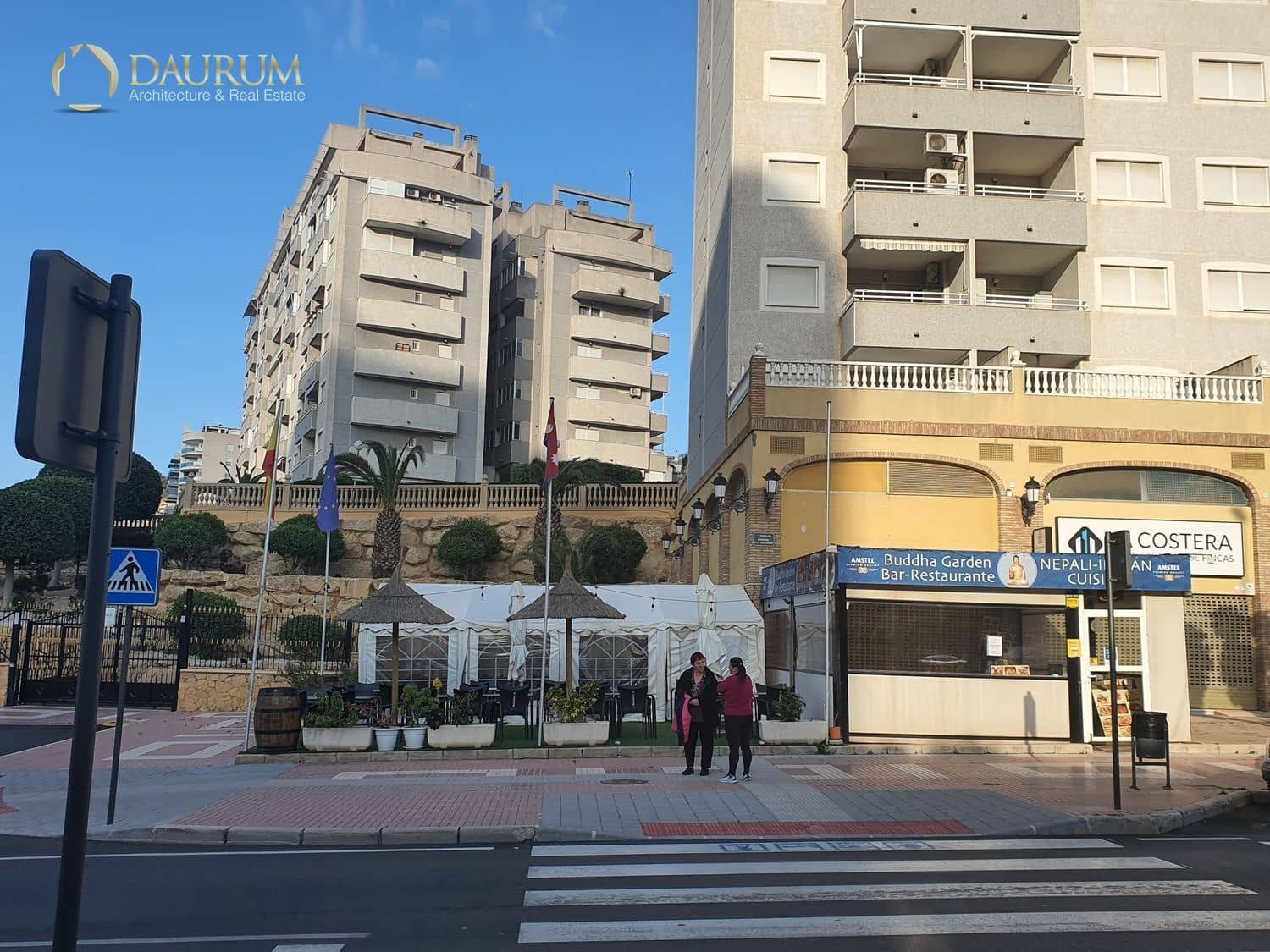 2 bedroom Flat for sale in La Villajoyosa / Vila Joiosa with pool garage - € 180,000 (Ref: 9345403)