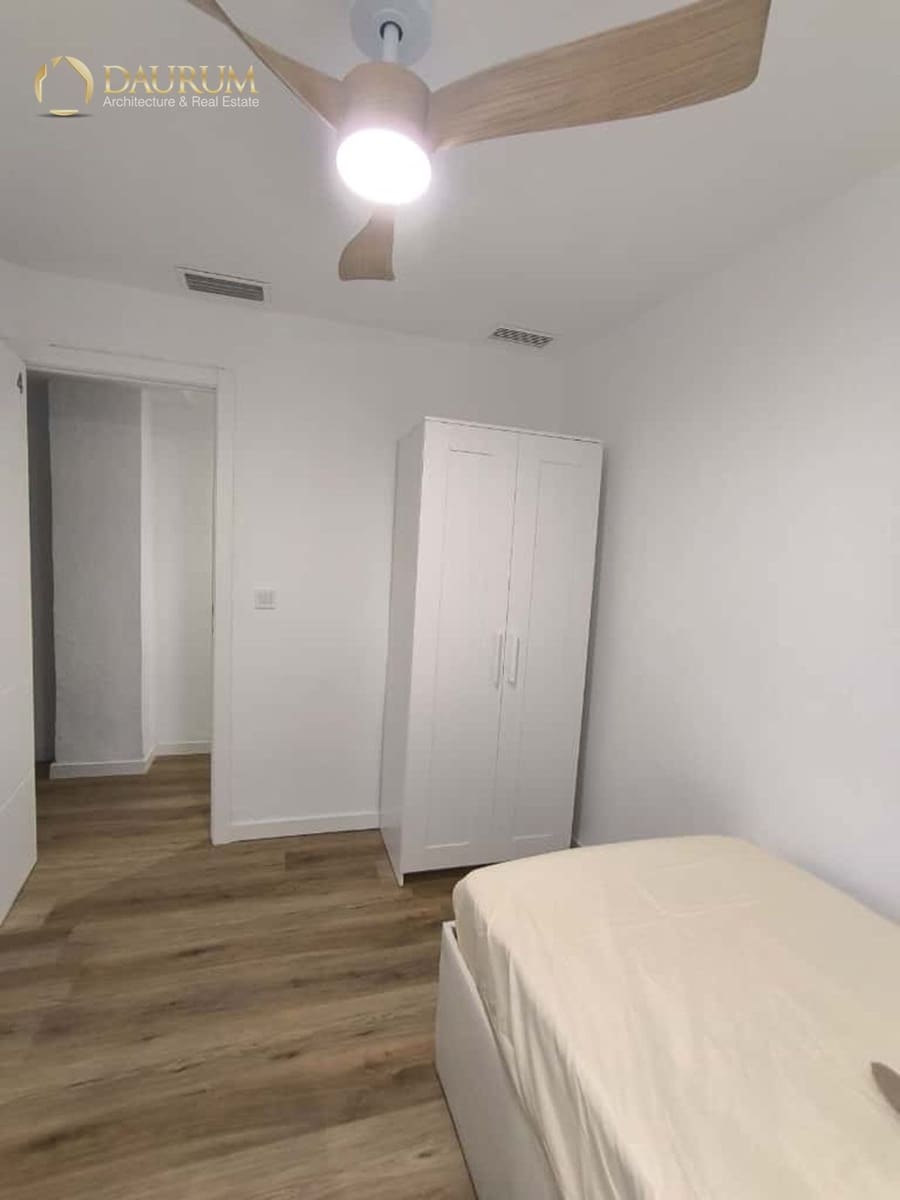 5 quarto Apartamento para venda em Elche / Elx - 230 000 € (Ref: 9345407)