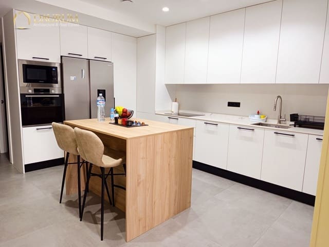 3 soveværelse Lejlighed til salg i Alicante by - € 195.000 (Ref: 9345409)