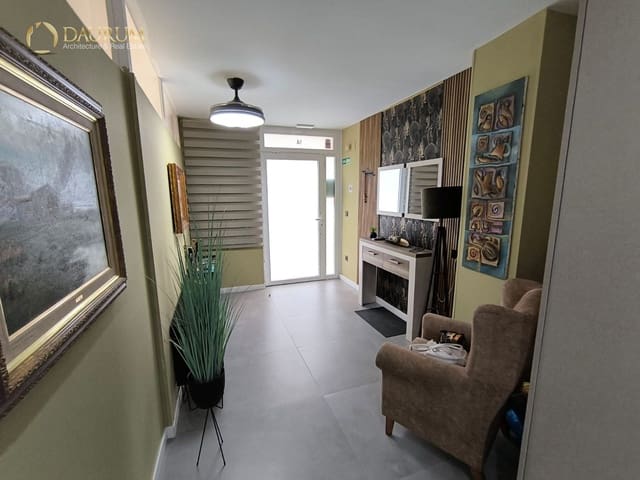 3 soveværelse Lejlighed til salg i Alicante by - € 195.000 (Ref: 9345409)