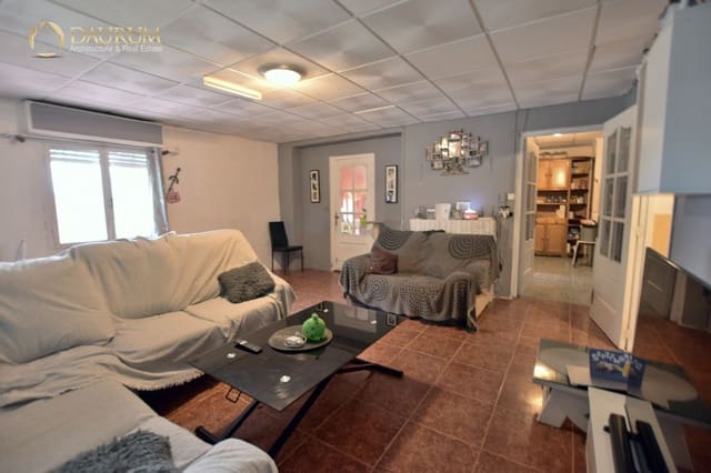 5 bedroom Villa for sale in Agost with pool garage - € 240,000 (Ref: 9345410)