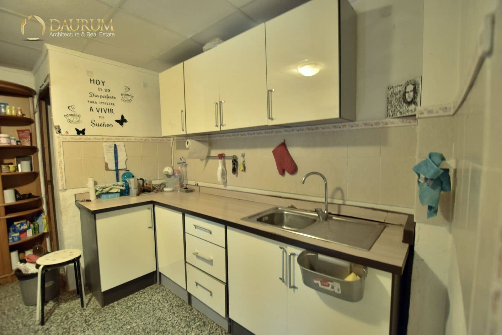 5 bedroom Villa for sale in Agost with pool garage - € 240,000 (Ref: 9345410)