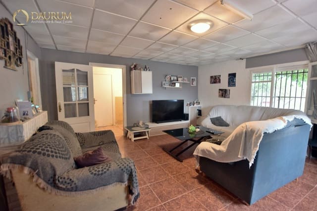 5 bedroom Villa for sale in Agost with pool garage - € 240,000 (Ref: 9345410)