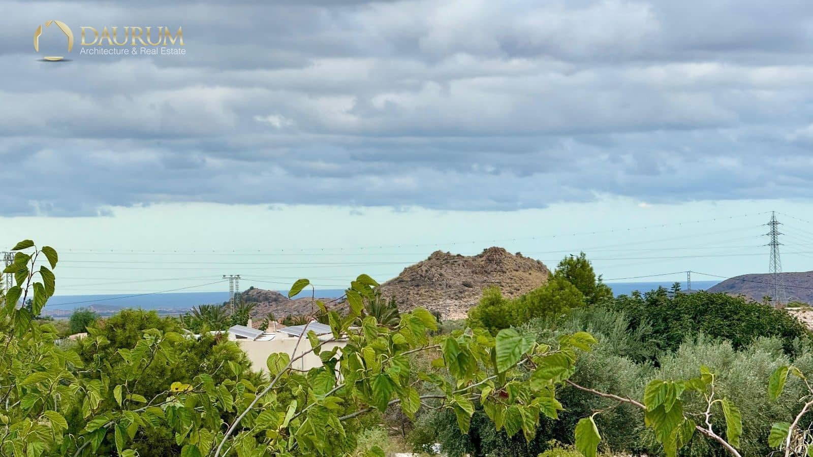 5 bedroom Villa for sale in Agost with pool garage - € 240,000 (Ref: 9345410)